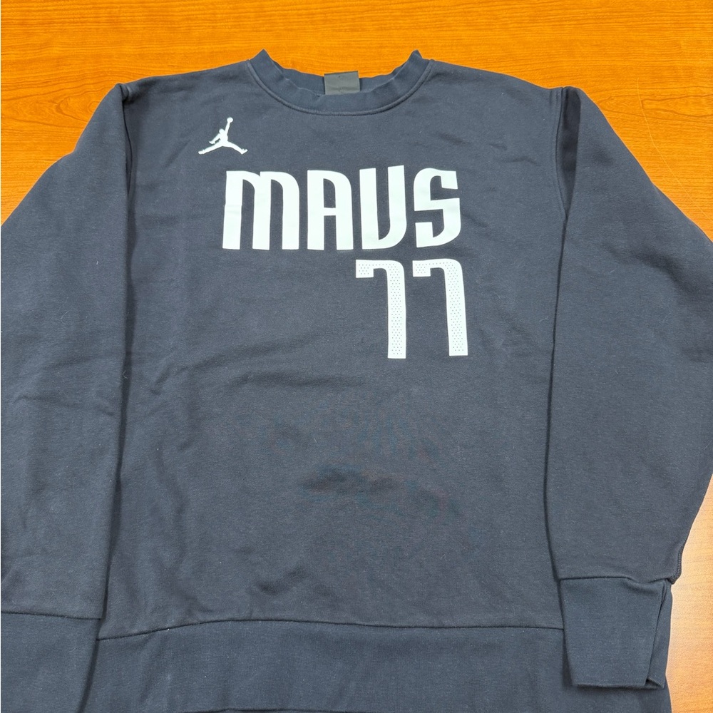 Dallas Mavericks Luka Doncic Navy Crewneck Sweater